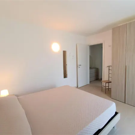 Winter Spring Summer アパート メルゴッツォ